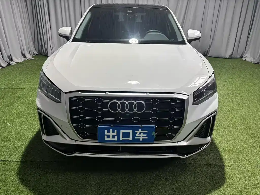 Audi Q2L 2022