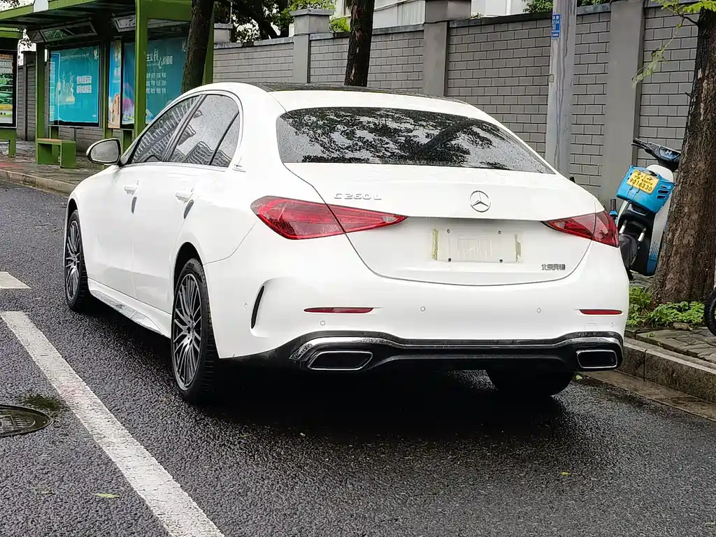Mercedes-Benz C-Class 2023 — фото 20