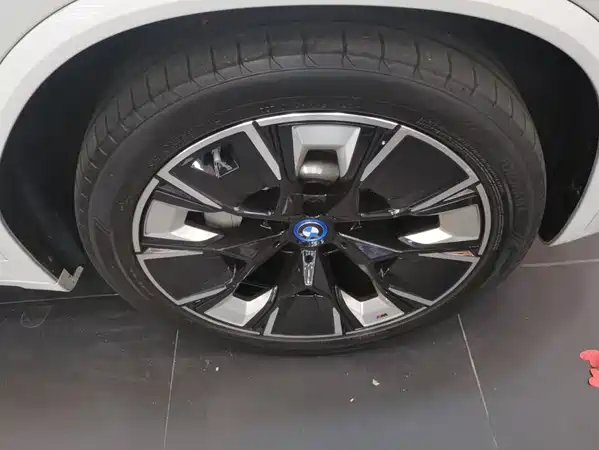 BMW iX3 2022