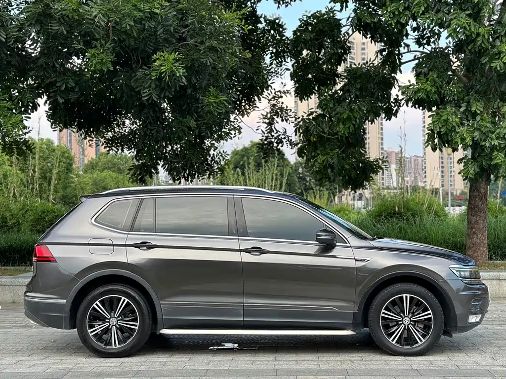 Volkswagen Tiguan L 2018