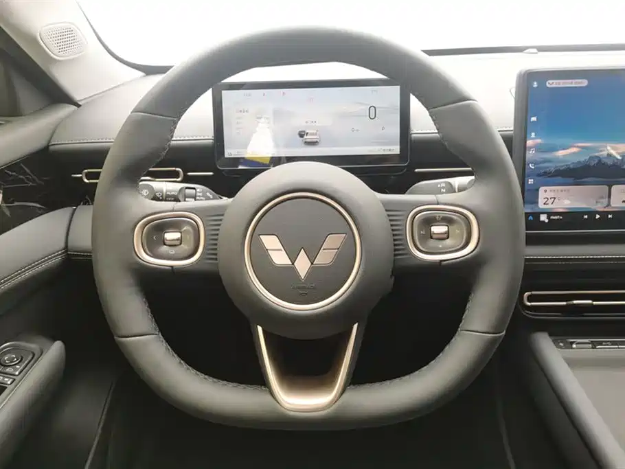 Wuling Starlight 2025 — фото 15