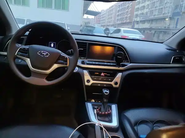 Hyundai Celesta 2018