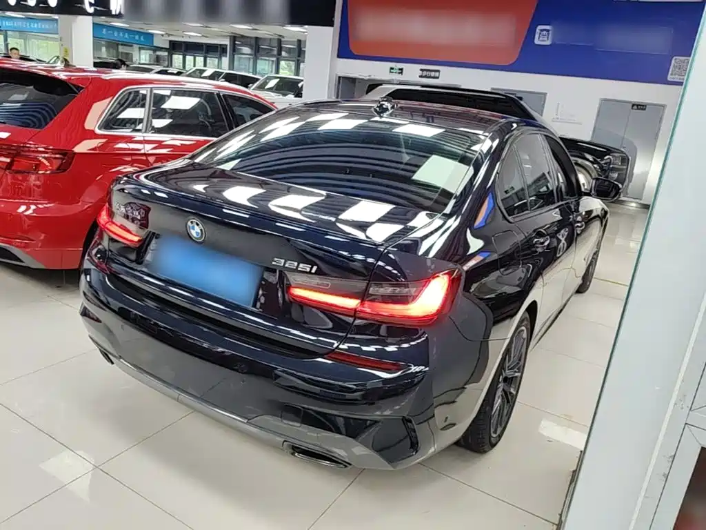 BMW 3 Series 2022