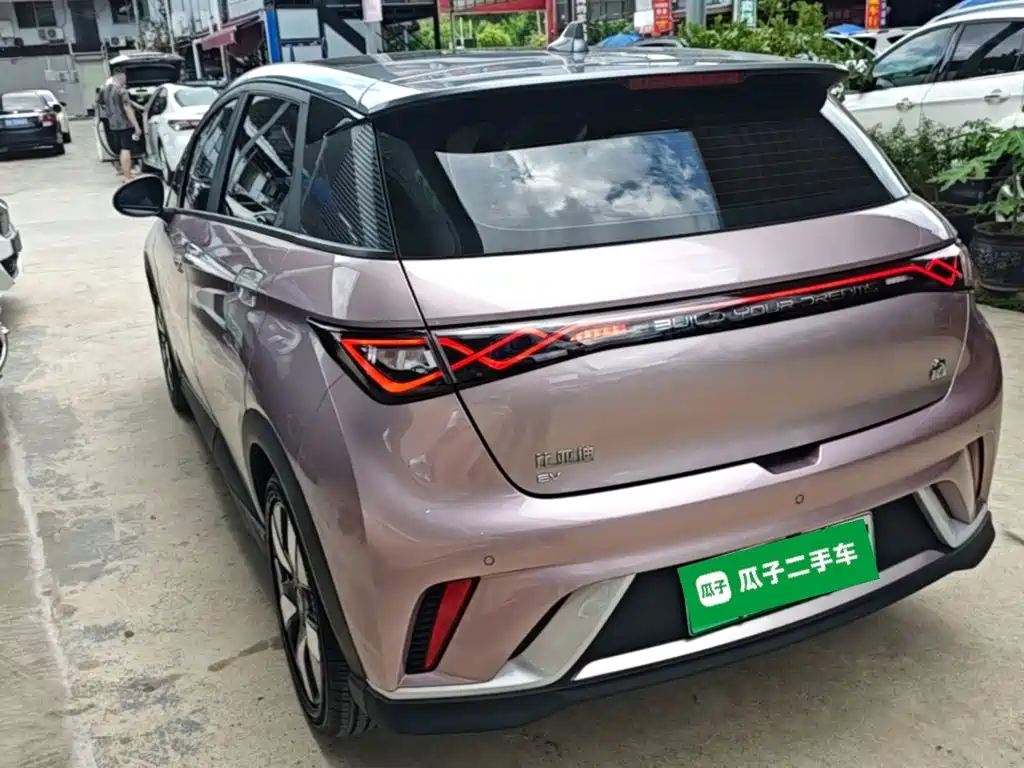 BYD Dolphin 2023