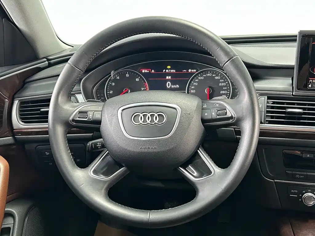 Audi A6L 2018 — фото 22