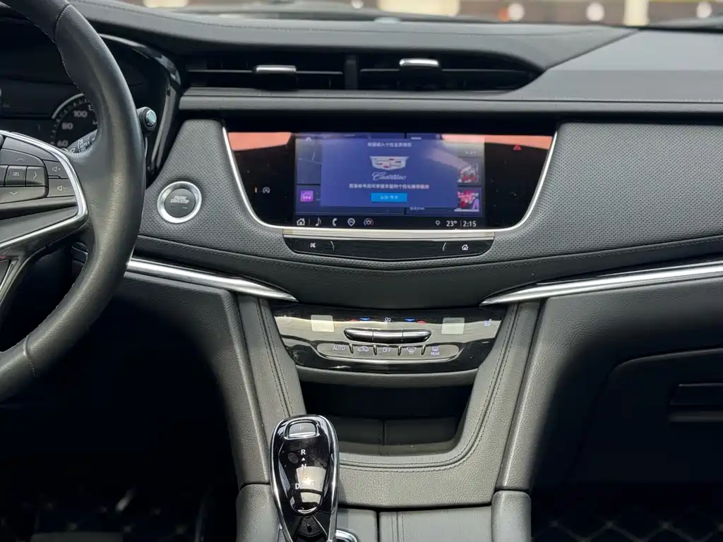 Cadillac XT5 2022 — фото 15