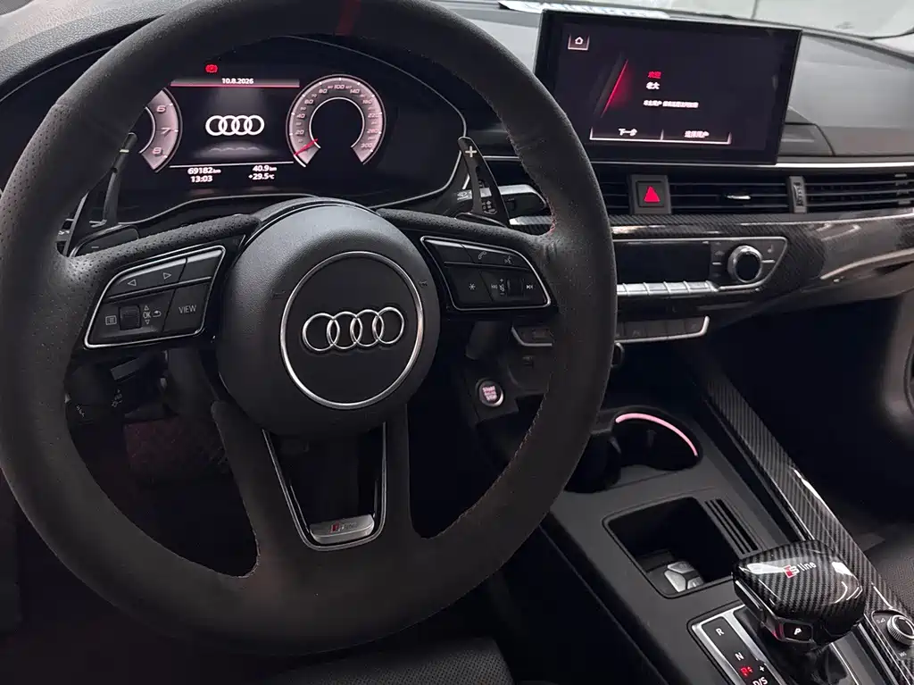 Audi A4L 2020 — фото 12