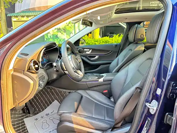 Mercedes-Benz C-Class 2020