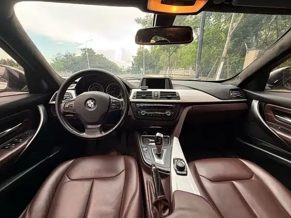 BMW 3 Series 2013