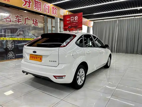 Ford Focus 2014