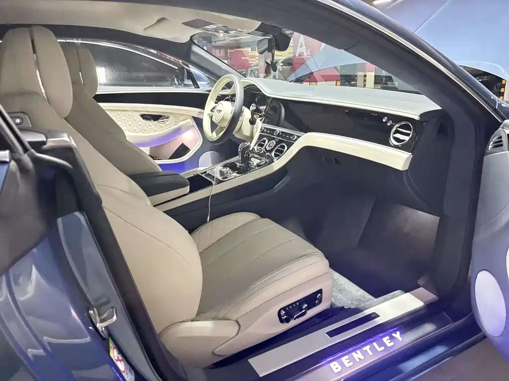 Bentley Continental 2022