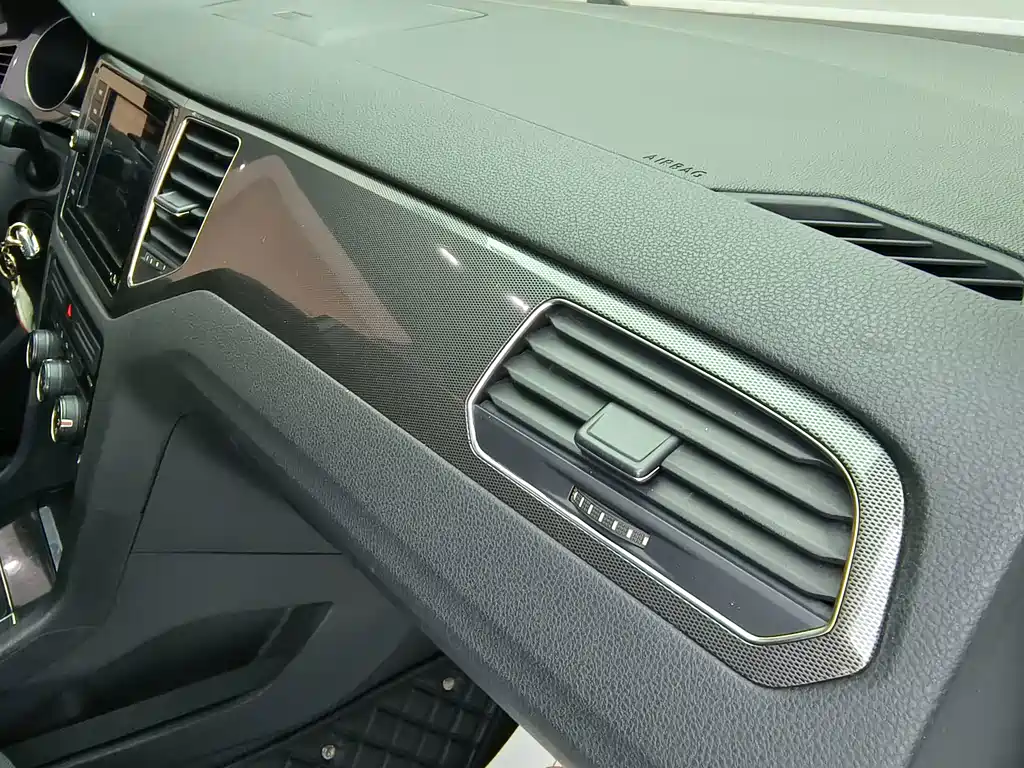 Volkswagen Golf Jialu 2017 — фото 18