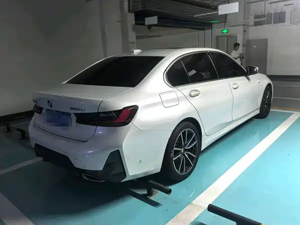 BMW 3 Series 2024