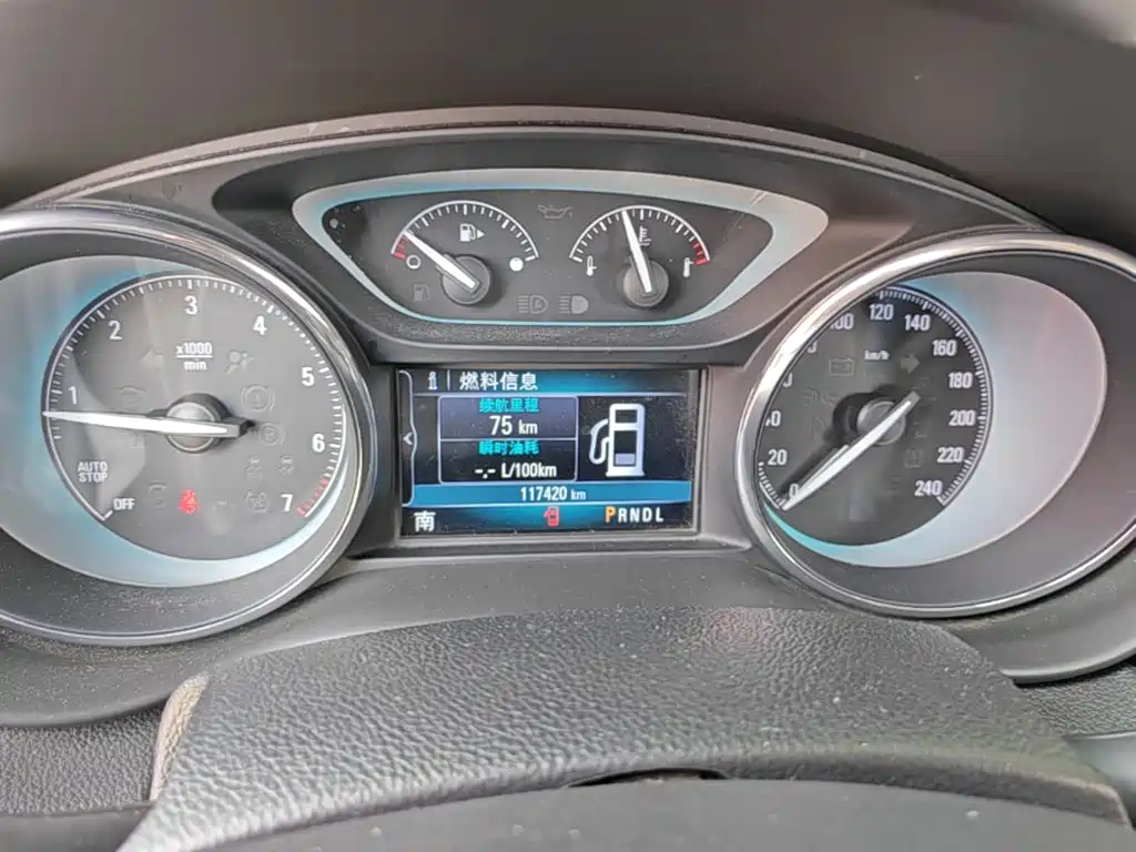 Buick Envision Plus 2016 — фото 12