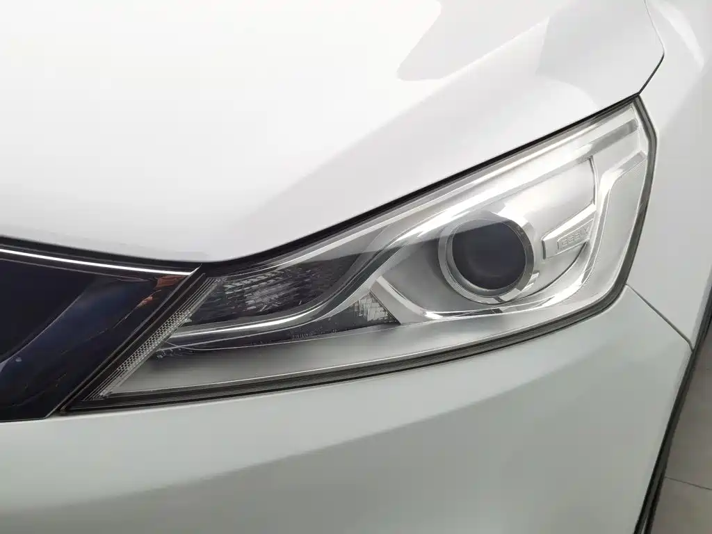 Geely Emgrand GS 2017 — фото 7