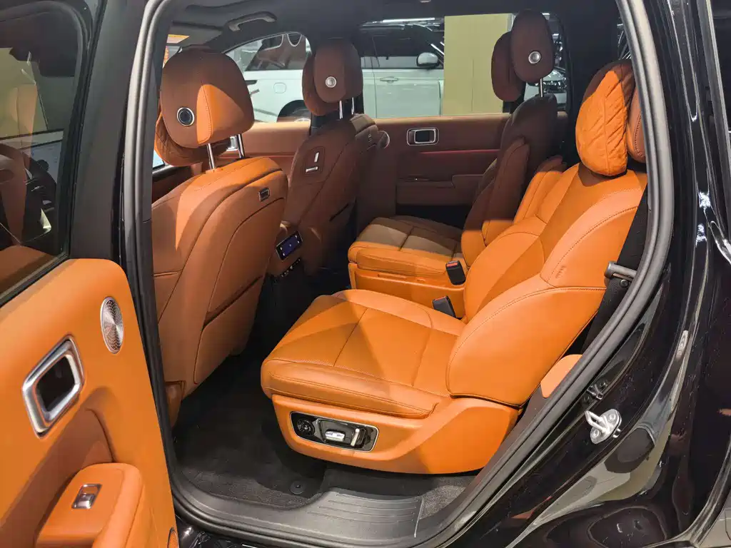 Li Auto Li L9 2025