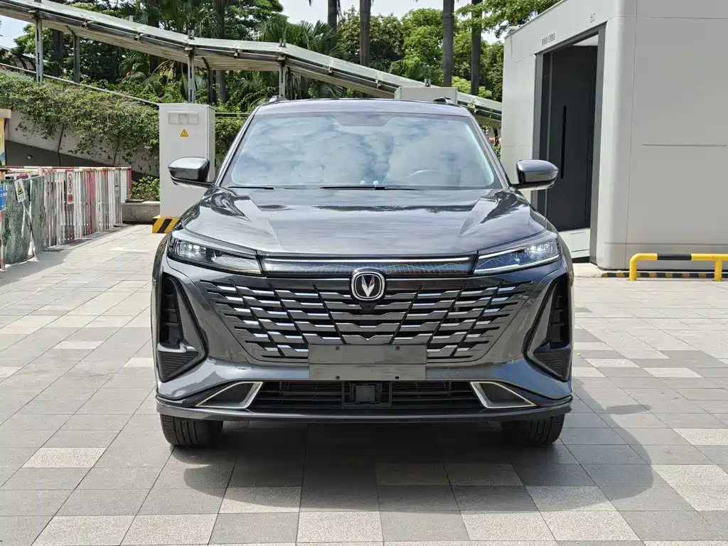 Changan CS75PLUS 2023 — фото 2