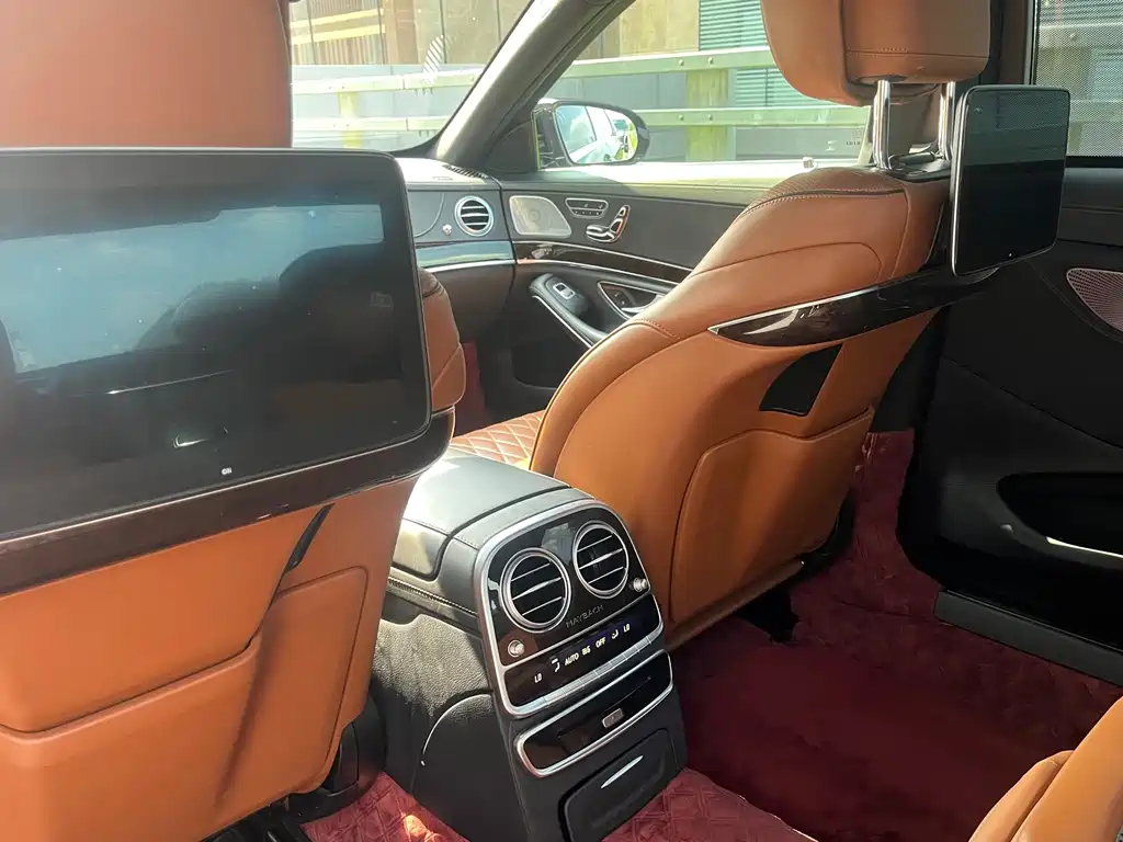 Mercedes-Benz Maybach S-Class 2020 — фото 16