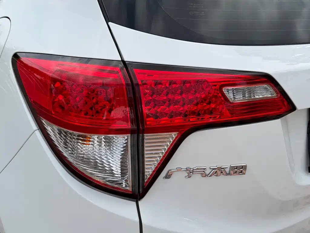 Honda Vezel 2022 — фото 15