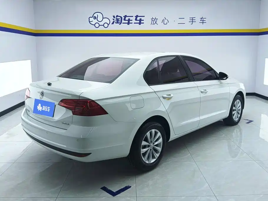 Volkswagen Bora 2016