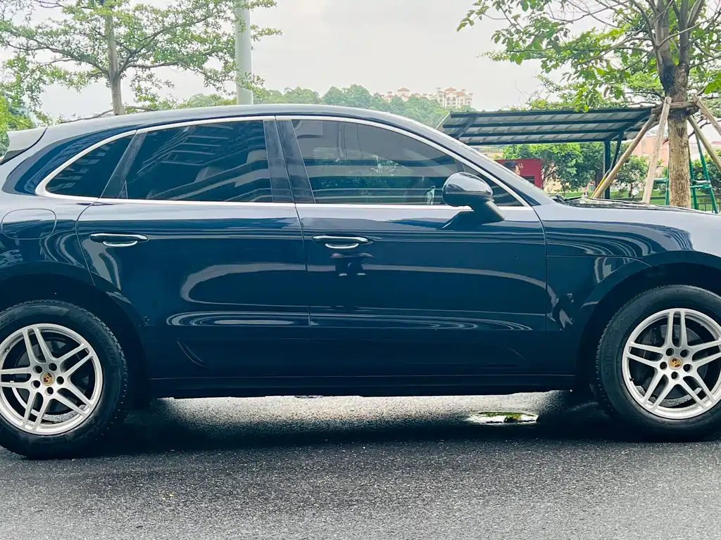 Porsche Macan 2017 — фото 7