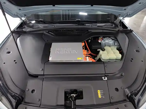 NIO ES6 2021