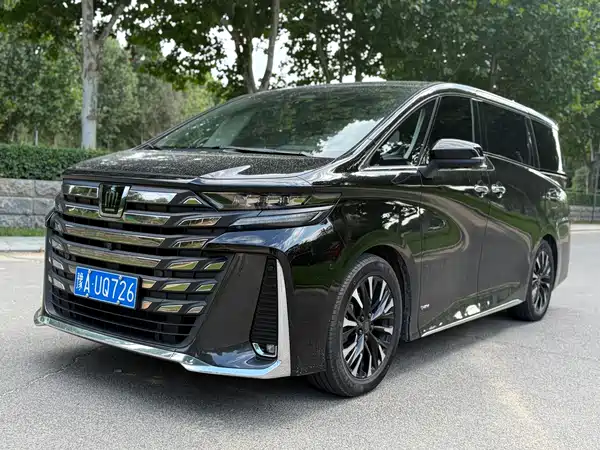 Toyota Vellfire 2024