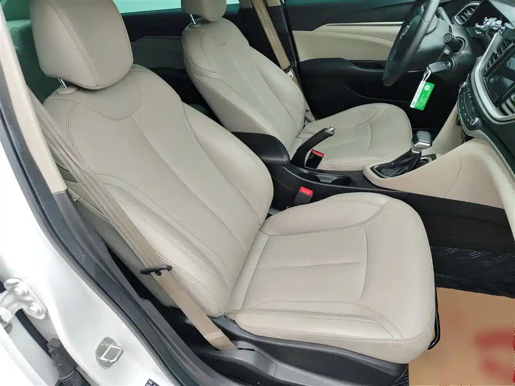 Buick Excelle 2020 — фото 20
