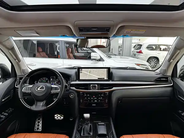 Lexus LX 2019