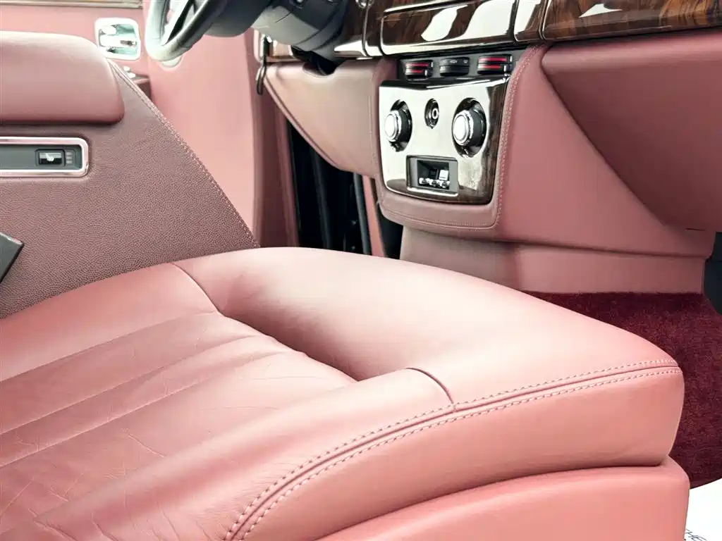 Rolls-Royce Phantom 2014 — фото 10