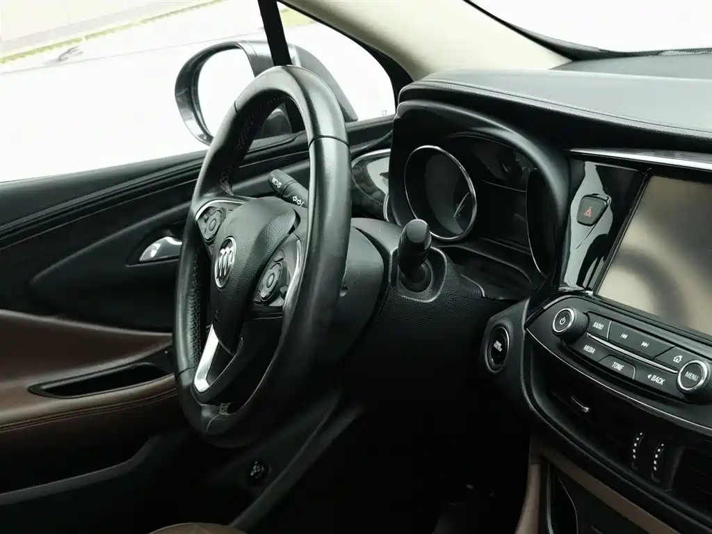 Buick Envision Plus 2016 — фото 22