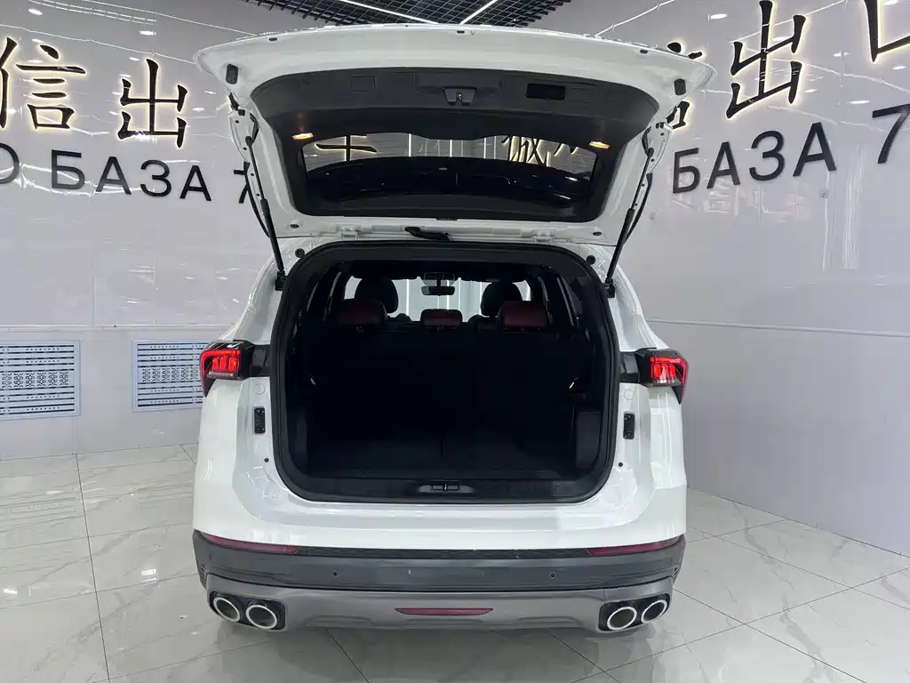 Jetour X70 PLUS 2022 — фото 16