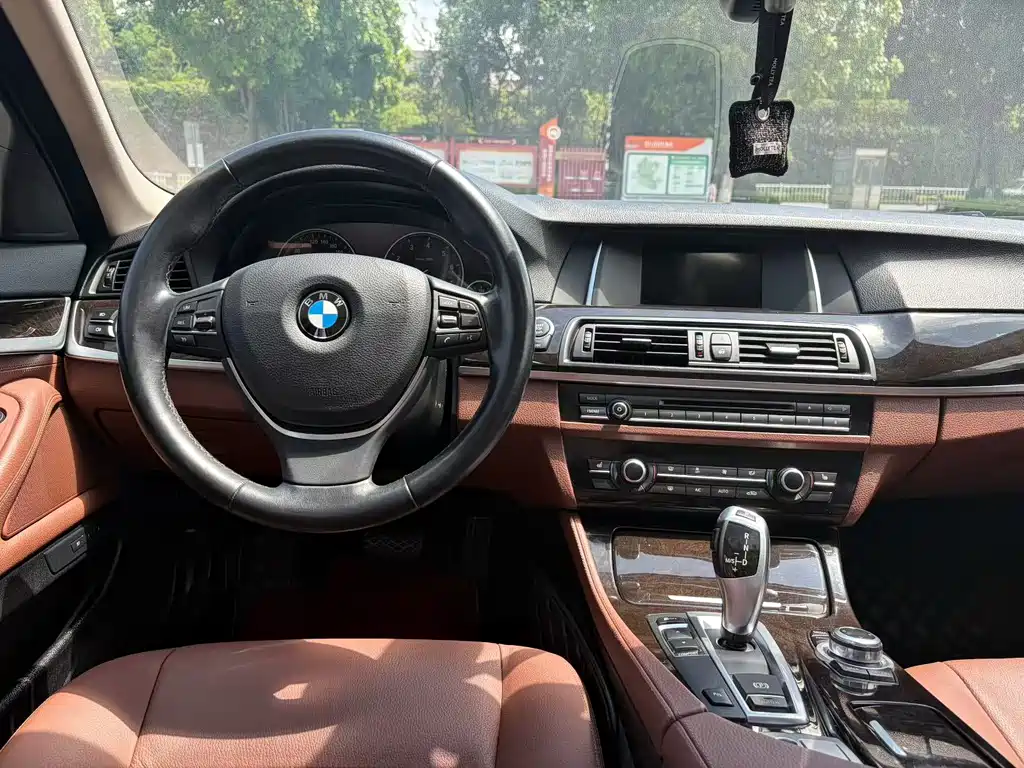 BMW 5 Series 2017