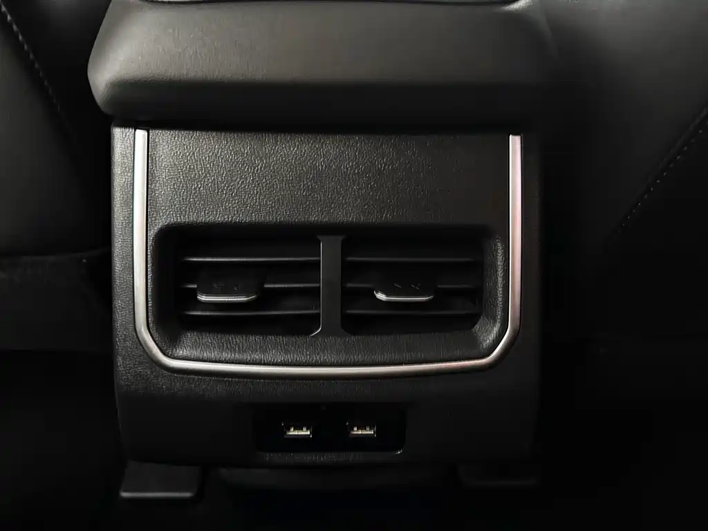 Haval H6 2023 — фото 18