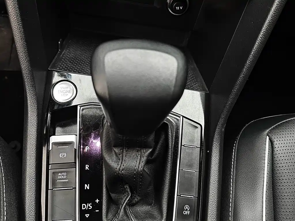 Volkswagen Tiguan L 2022 — фото 13
