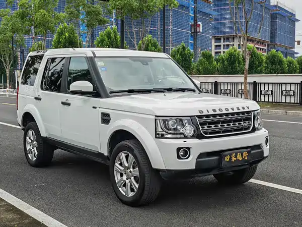 Land Rover Discovery 2015