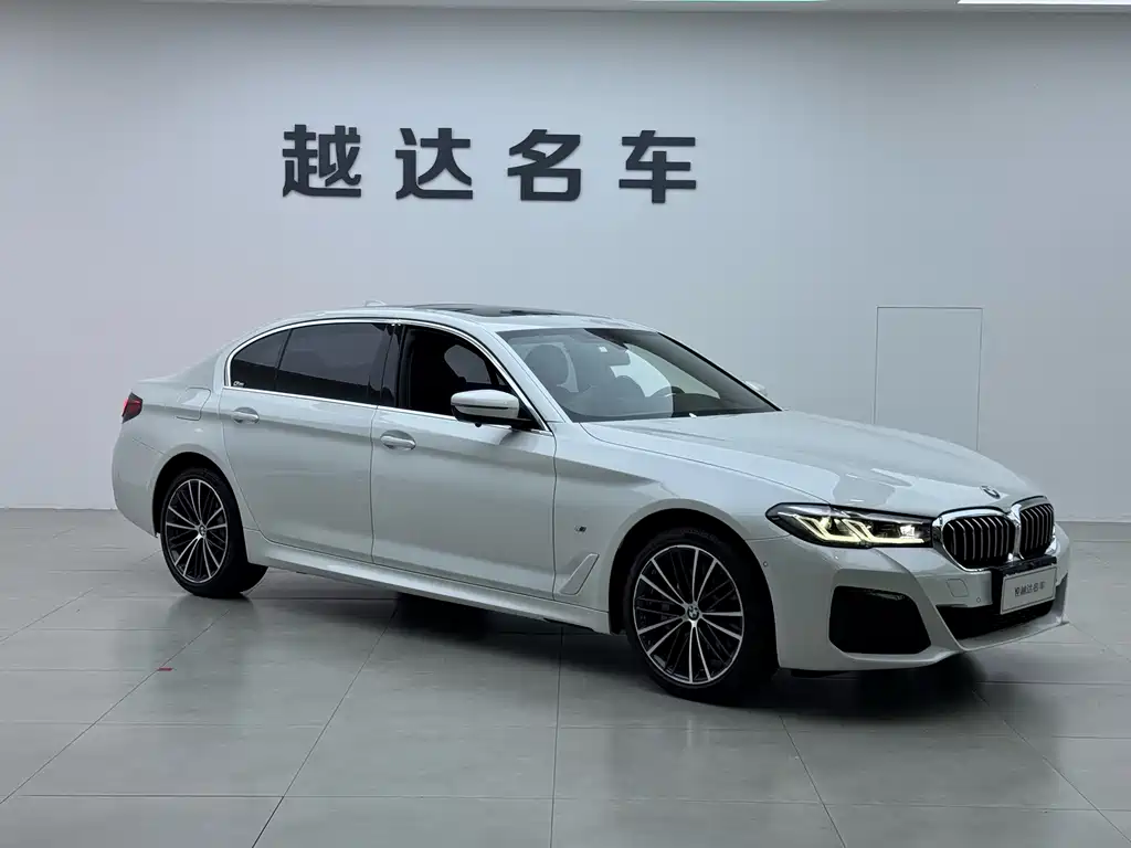 BMW 5 Series 2023