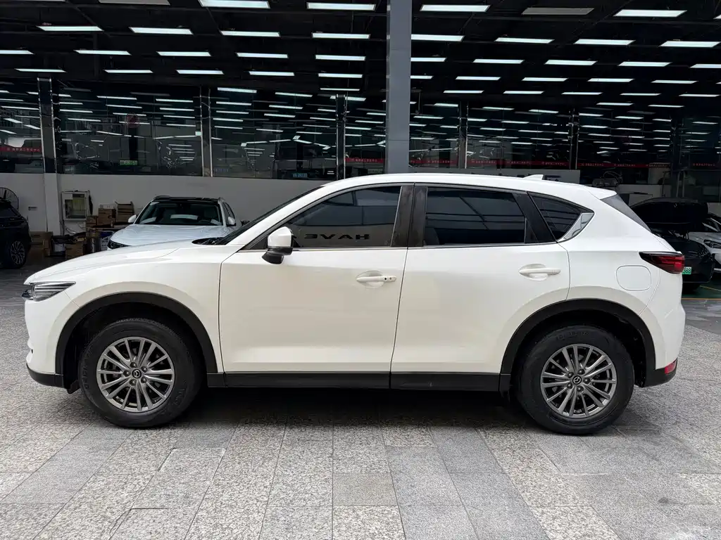 Mazda CX-5 2018 — фото 16