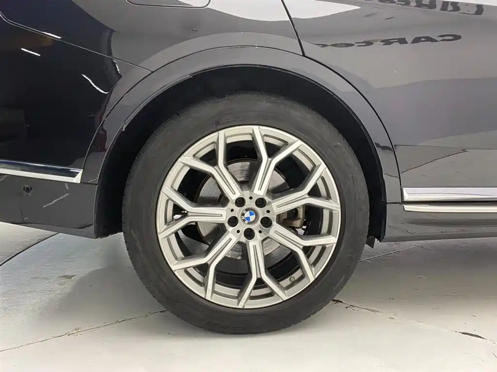 BMW X7 2022 — фото 11
