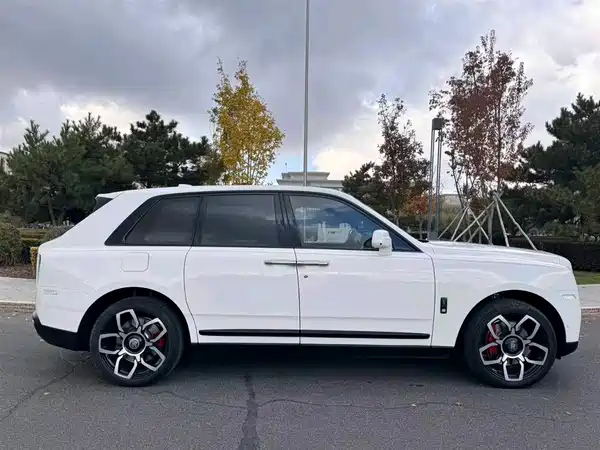 Rolls-Royce Cullinan 2021