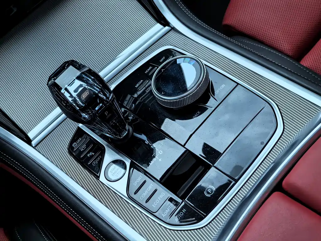 BMW 8 Series 2023 — фото 12