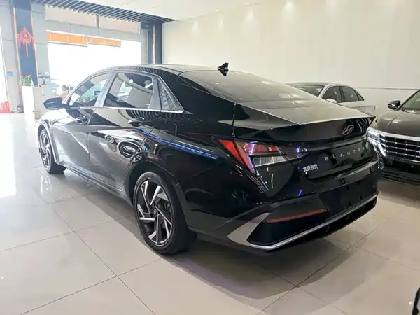 Hyundai Elantra 2026