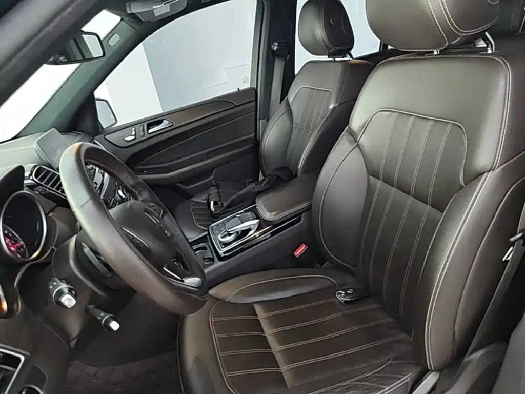 Mercedes-Benz GLE 2017 — фото 15