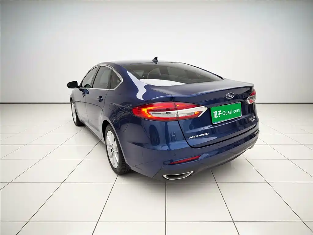 Ford Mondeo 2021 — фото 5