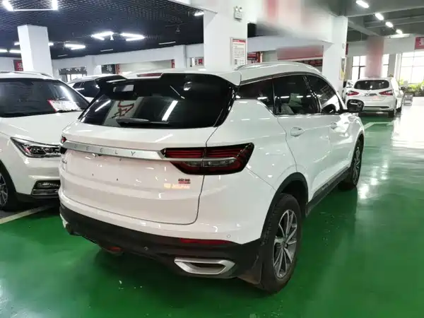 Geely Binyue 2021