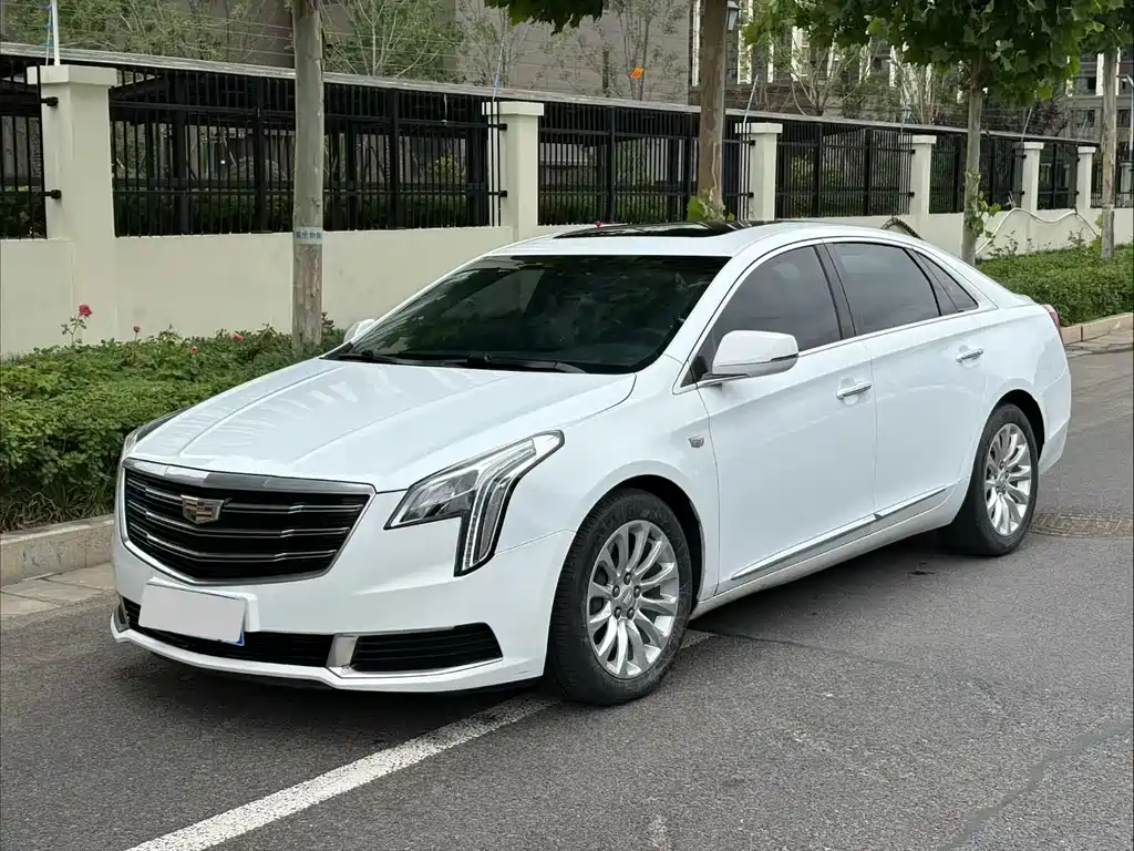 Cadillac XTS 2018 — фото 3