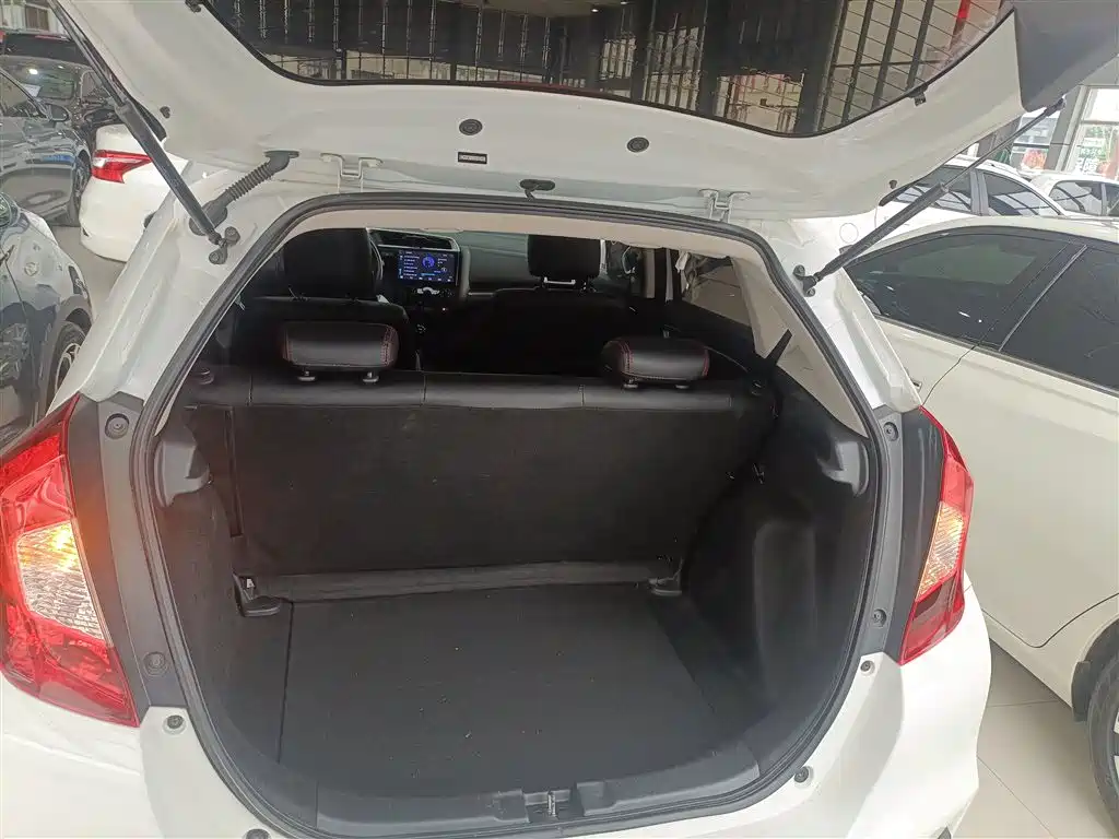 Honda Fit 2019 — фото 15