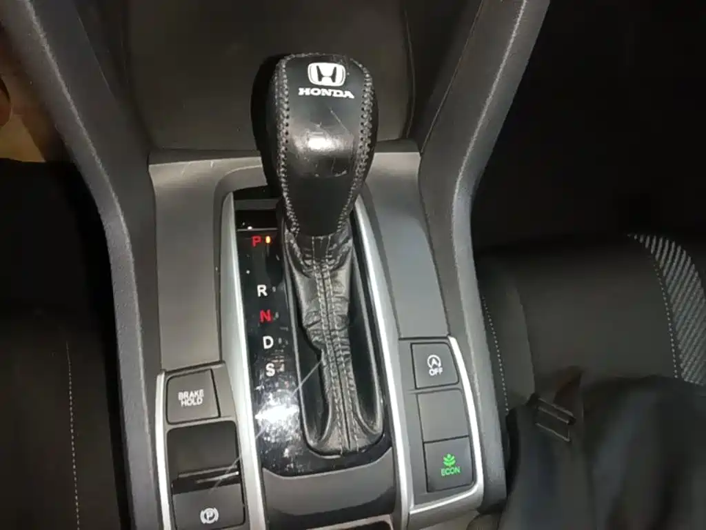 Honda Civic 2017 — фото 14