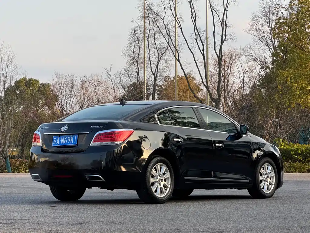 Buick LaCrosse 2012 — фото 6