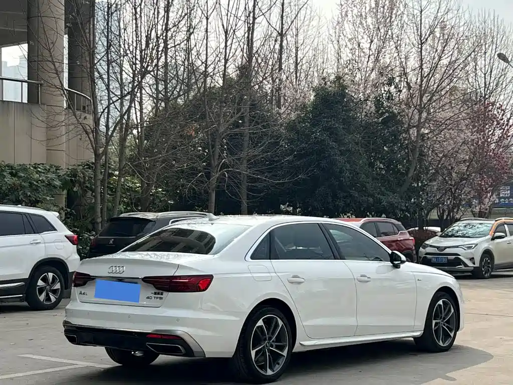 Audi A4L 2022